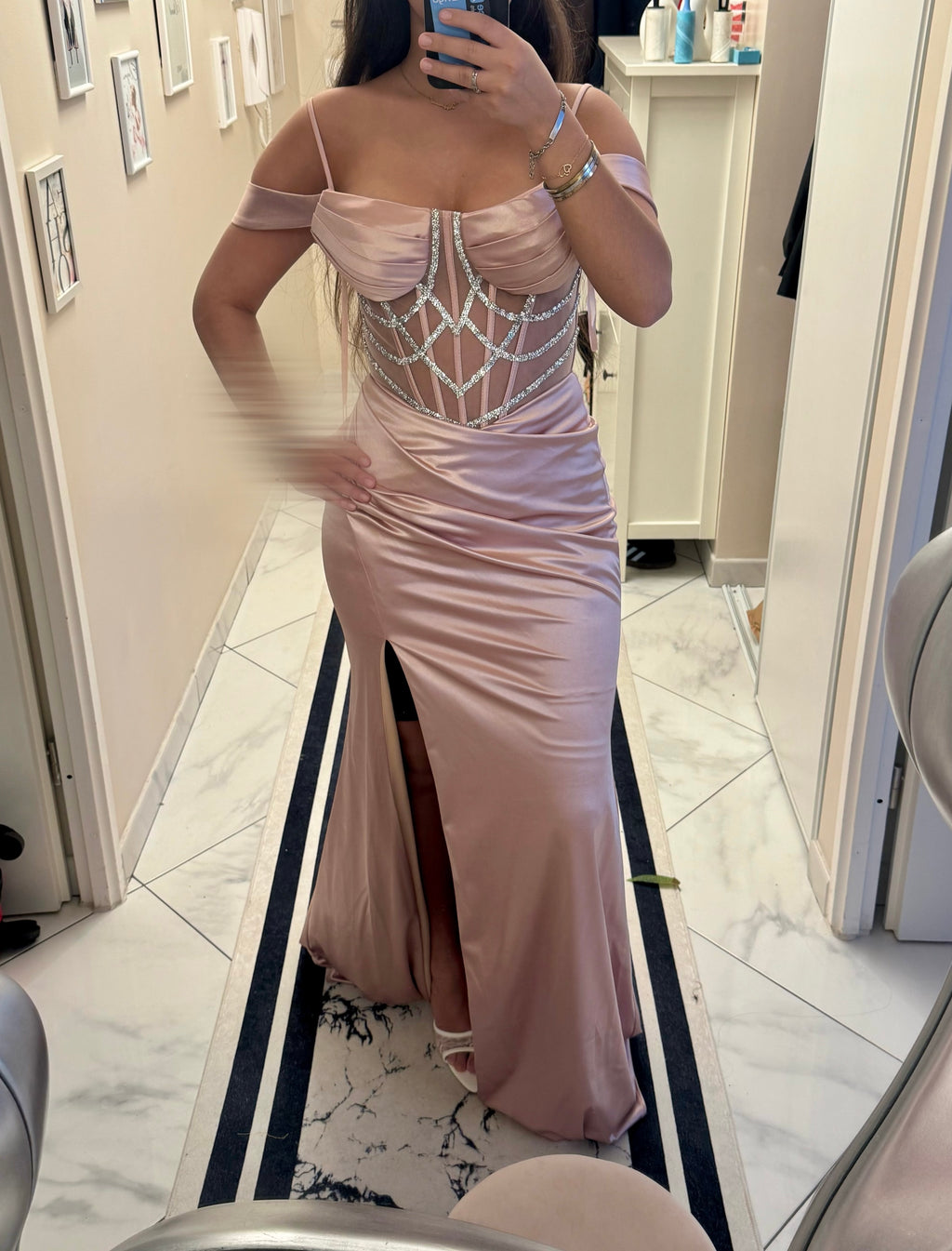 Robe warda